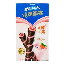 Oreo Cocoa Roll Strawberry Milkshake